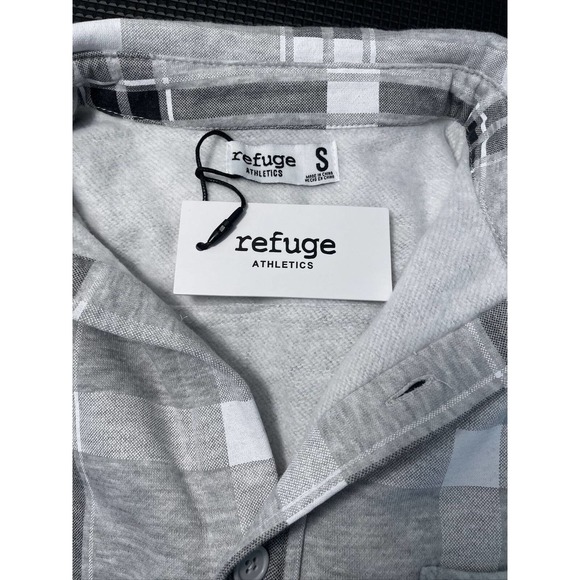 Refuge Athletics NWT New Gray White Button Up Long Sleeve Woman’s Relaxed S - Picture 2 of 7